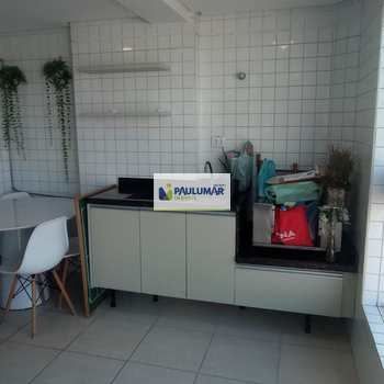 Apartamento em Mongaguá, bairro Centro