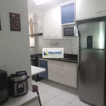 Apartamento em Mongaguá, bairro Centro