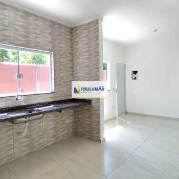 Casa em Itanhaém, bairro Loty