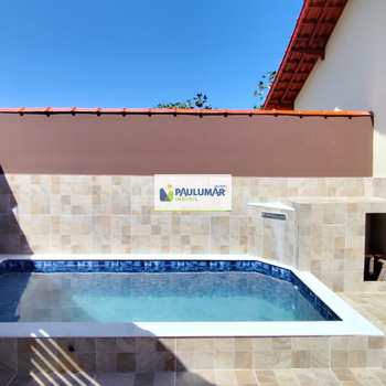 Casa em Itanhaém, bairro Loty
