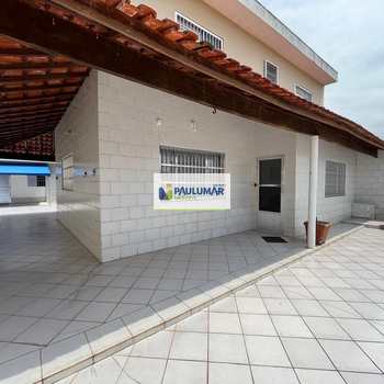 Sobrado em Mongaguá, bairro Balneário Santa Eugênia