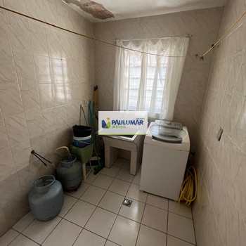 Sobrado em Mongaguá, bairro Balneário Santa Eugênia