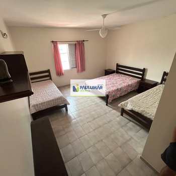 Sobrado em Mongaguá, bairro Balneário Santa Eugênia