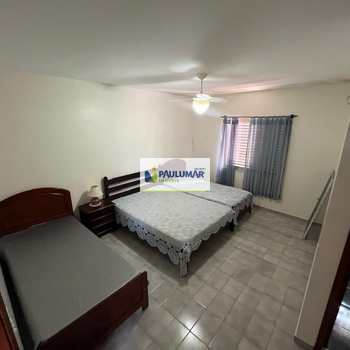 Sobrado em Mongaguá, bairro Balneário Santa Eugênia