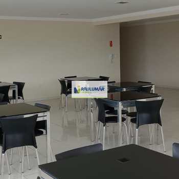 Apartamento em Mongaguá, bairro Jardim Marina