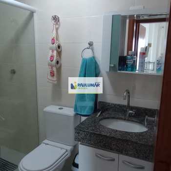 Apartamento em Mongaguá, bairro Jardim Marina