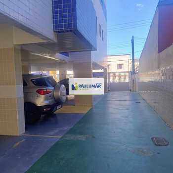 Apartamento em Mongaguá, bairro Centro