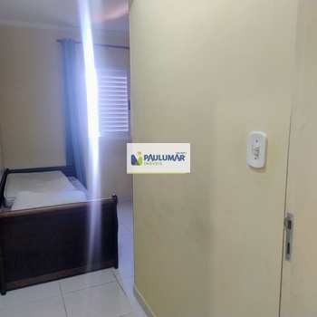 Apartamento em Mongaguá, bairro Centro