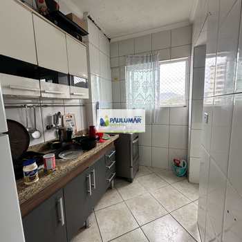 Apartamento em Mongaguá, bairro Vila Vera Cruz