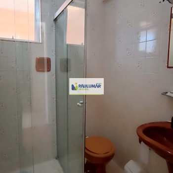 Apartamento em Mongaguá, bairro Centro