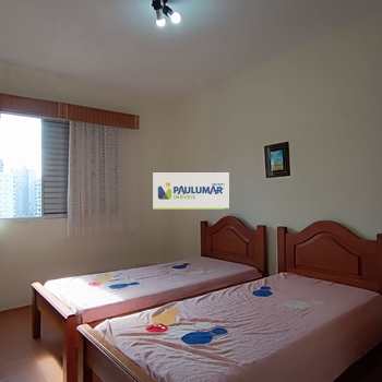 Apartamento em Mongaguá, bairro Centro