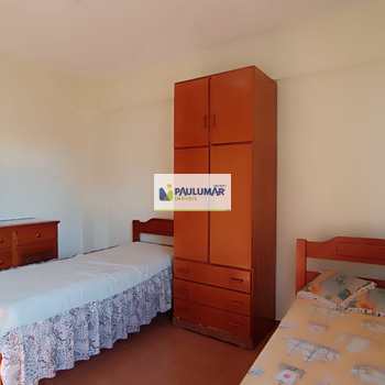 Apartamento em Mongaguá, bairro Centro