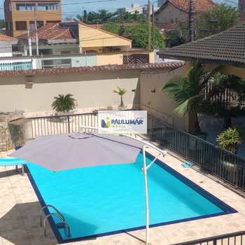 Casa em Mongaguá, bairro Balneário Itaóca