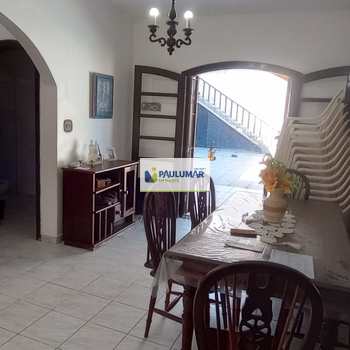 Casa em Mongaguá, bairro Balneário Itaóca
