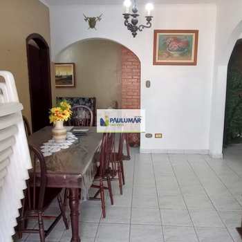Casa em Mongaguá, bairro Balneário Itaóca