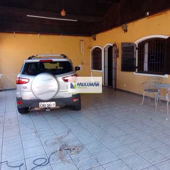 Casa em Mongaguá, bairro Balneário Itaóca