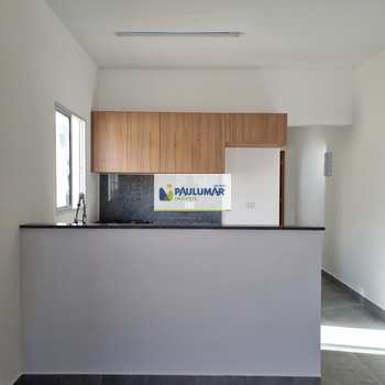 Sobrado em Itanhaém, bairro Jardim Corumbá