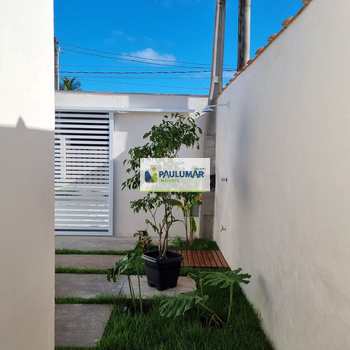 Sobrado em Itanhaém, bairro Jardim Corumbá