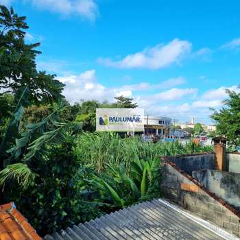 Sobrado em Itanhaém, bairro Jardim Corumbá