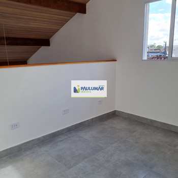 Sobrado em Itanhaém, bairro Jardim Corumbá