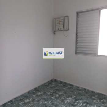Apartamento em Mongaguá, bairro Vila Oceanopolis