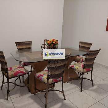 Apartamento em Mongaguá, bairro Centro