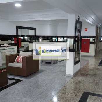 Apartamento em Mongaguá, bairro Centro