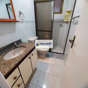 Apartamento em Mongaguá, bairro Centro