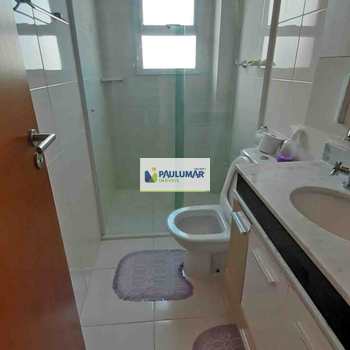 Apartamento em Mongaguá, bairro Vila São Paulo