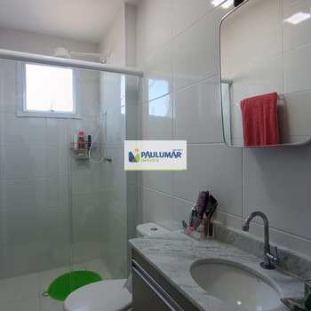 Apartamento em Mongaguá, bairro Jardim Praia Grande