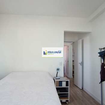 Apartamento em Mongaguá, bairro Jardim Praia Grande