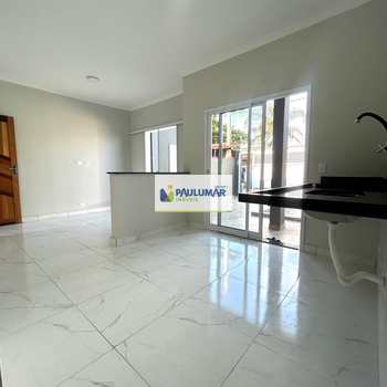 Casa em Mongaguá, bairro Agenor de Campos