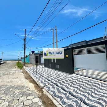 Casa em Mongaguá, bairro Agenor de Campos