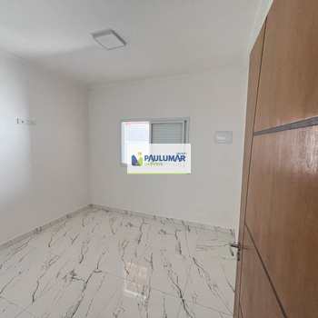 Casa em Mongaguá, bairro Balneário Itaguai
