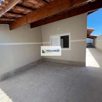 Casa em Mongaguá, bairro Balneário Itaguai