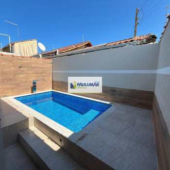 Casa em Mongaguá, bairro Balneário Itaguai