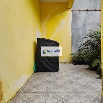 Casa em Mongaguá, bairro Agenor de Campos