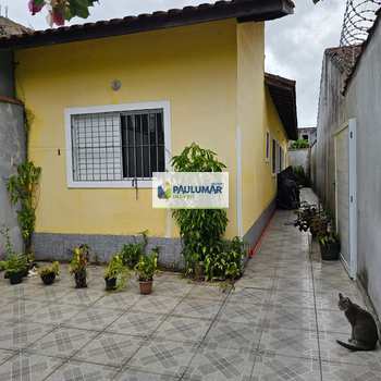 Casa em Mongaguá, bairro Agenor de Campos