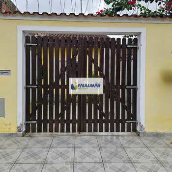 Casa em Mongaguá, bairro Agenor de Campos