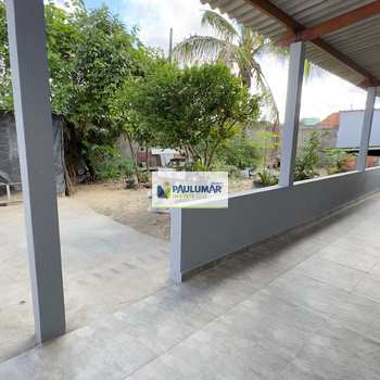 Casa em Mongaguá, bairro Itaguaí