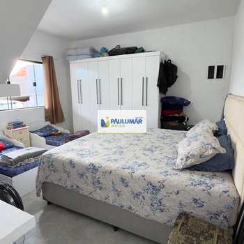 Casa em Mongaguá, bairro Itaguaí