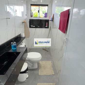 Casa em Mongaguá, bairro Itaguaí