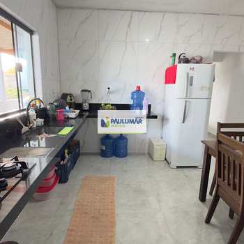 Casa em Mongaguá, bairro Itaguaí