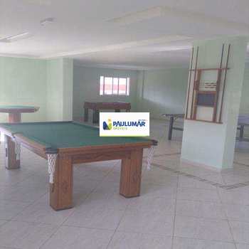 Apartamento em Mongaguá, bairro Centro