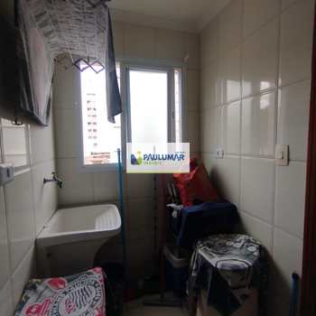 Apartamento em Mongaguá, bairro Centro