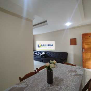 Apartamento em Mongaguá, bairro Centro