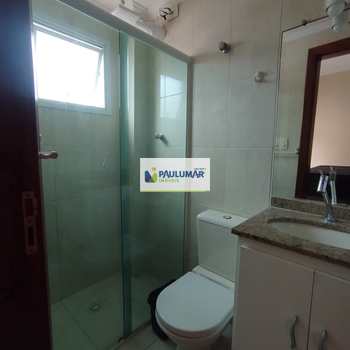 Apartamento em Mongaguá, bairro Centro
