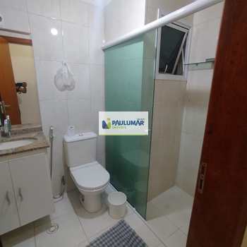 Apartamento em Mongaguá, bairro Centro