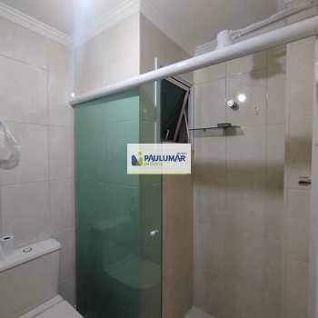 Apartamento em Mongaguá, bairro Centro