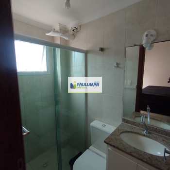 Apartamento em Mongaguá, bairro Centro